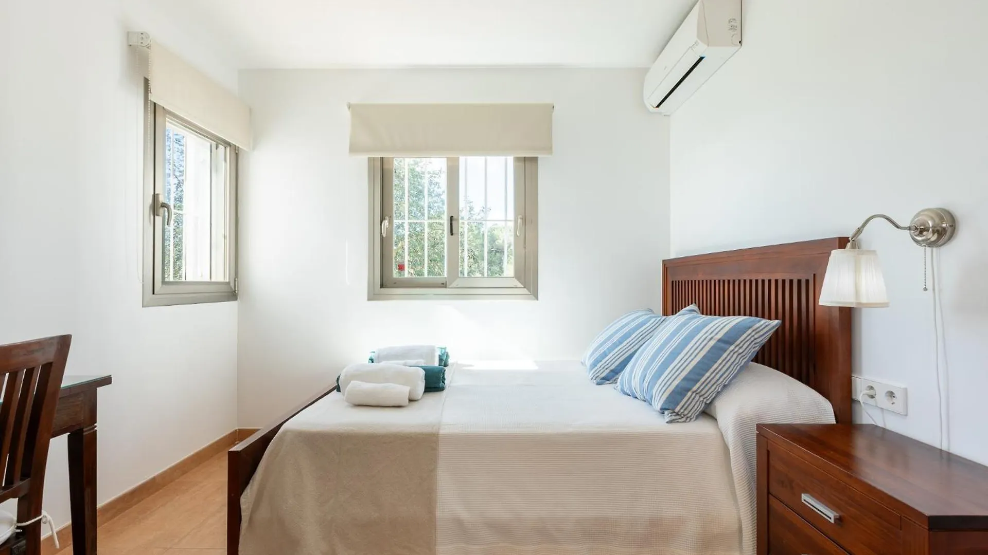 New! Villa Can Vinyes San Antonio  San Antonio (Ibiza)